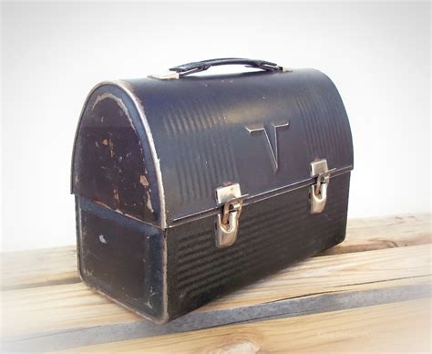 most expensive metal lunch box|old collectible metal lunch boxes.